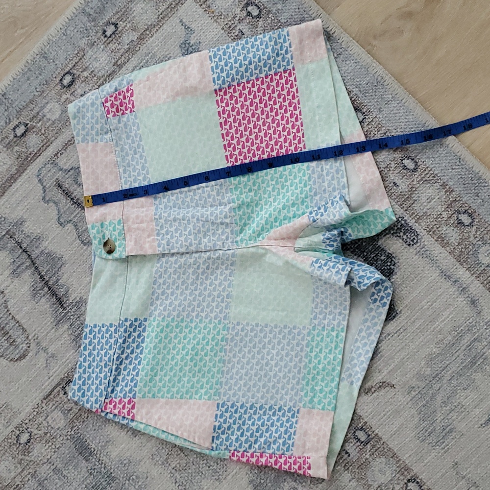 Vineyard Vines X Target Patchwork Whale Shorts Sz0 - image 3